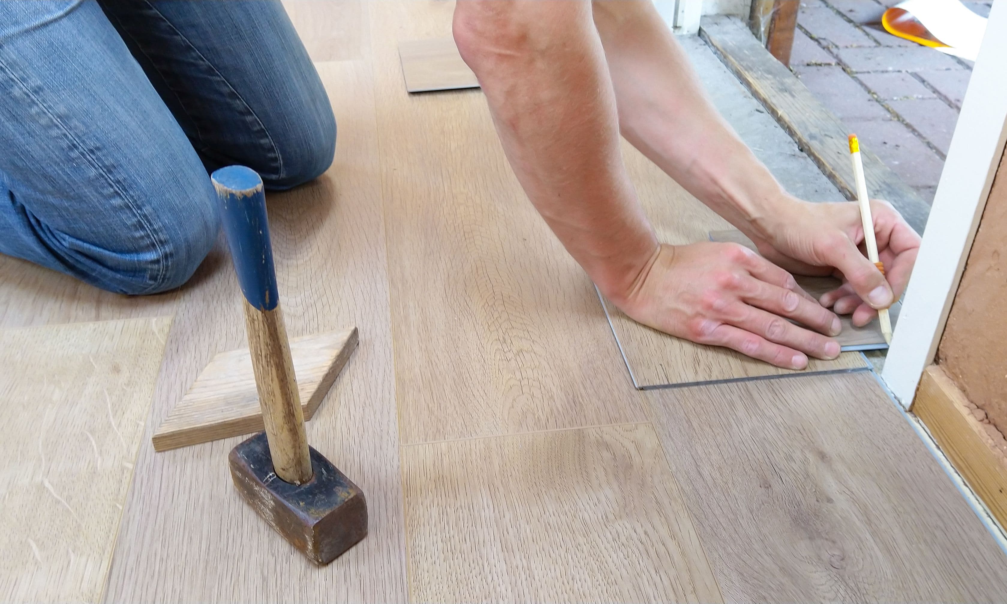 Shengli tiling work in Tema, Ghana